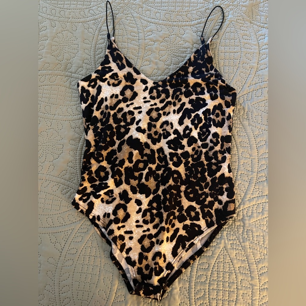 Gaze Cheetah bodysuit; small